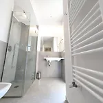 Oblo *